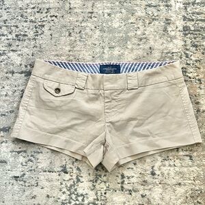 American Eagle Outfitters Tan Cargo Shorts Versatile and Stylish